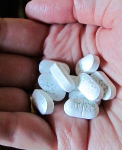 5 Benefits Of Turmeric & Curcumin Supplements In Joint Pain